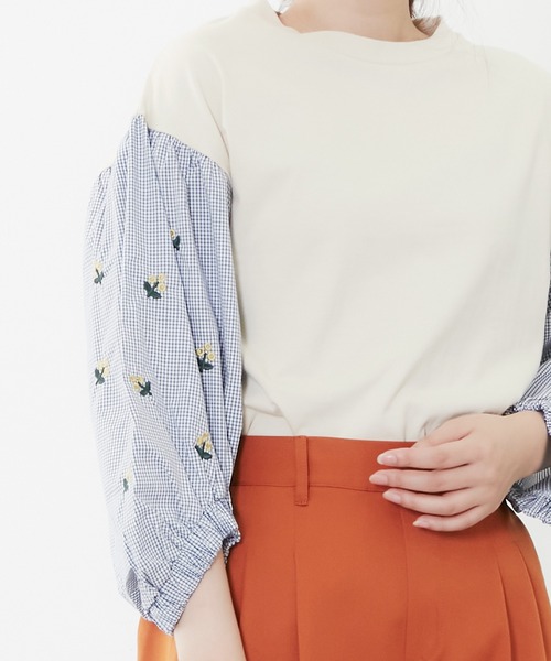 POU DOU DOU（プードゥドゥ）の「フラワー刺繍スリーブトップス（Tシャツ/カットソー・レディース・ダークグレー/ライトベージュ/アイボリー・3）」の9枚目の写真