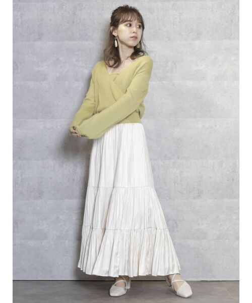 dazzlin(ダズリン)の「シャイニーティアードフレアスカート(スカート・レディース・アイボリー/ブルー/パープル・FREE)」の7枚目の写真