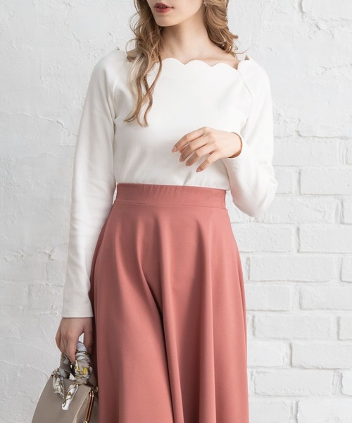 Newlyme（ニューリーミー）の「スカラップネックリブトップス（Tシャツ/カットソー・レディース・ホワイト/ブラック/ベージュ/ボルドー・MEDIUM/LARGE/X-LARGE/XX-LARGE）」の2枚目の写真