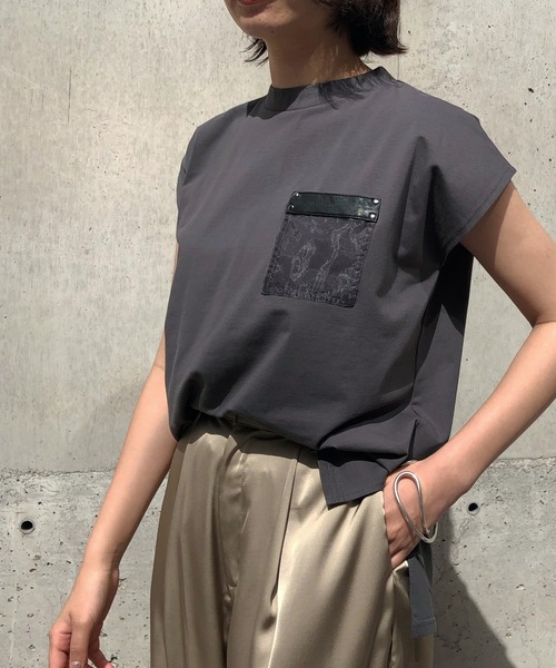 &g'aime（アンジェム）の「【&g'aime】ポケットデザインフレンチスリーブTシャツ（Tシャツ/カットソー・レディース・ホワイト/カーキ/チャコール・FREE）」の15枚目の写真