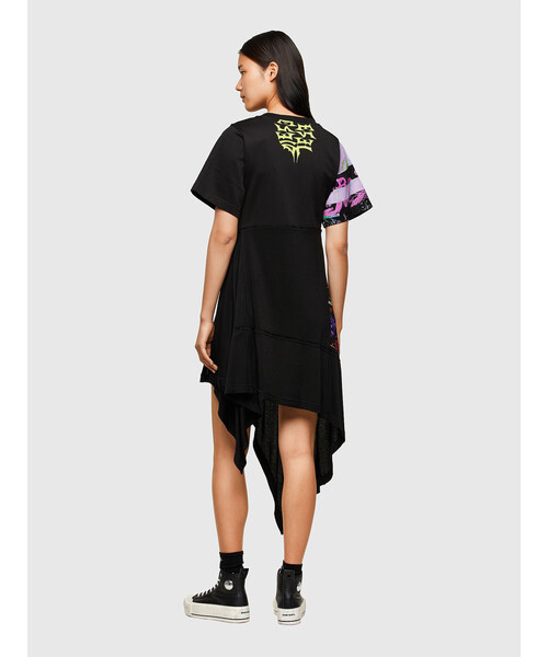 DIESEL（ディーゼル）の「レディース ワンピース ドレス 半袖 オールオーバープリント（ワンピース・レディース・ブラック・SMALL/MEDIUM/LARGE）」の7枚目の写真