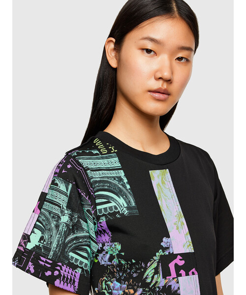 DIESEL（ディーゼル）の「レディース ワンピース ドレス 半袖 オールオーバープリント（ワンピース・レディース・ブラック・SMALL/MEDIUM/LARGE）」の6枚目の写真