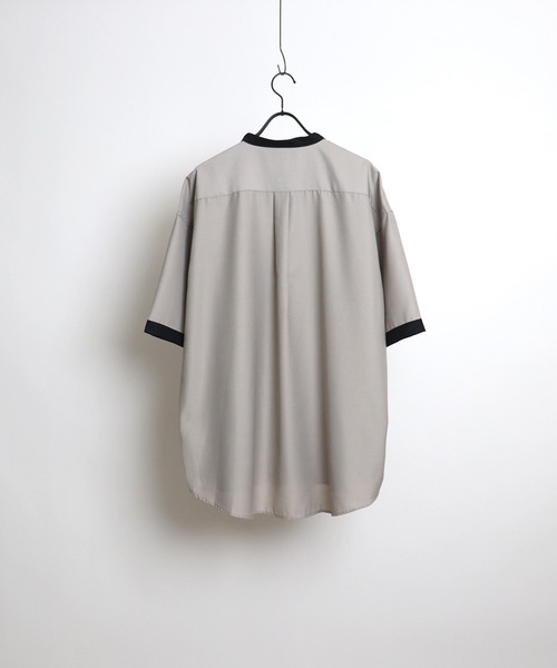 Confirm（コンファーム）の「Confirm / コンファーム TRバンドカラービッグクレリックシャツSS（シャツ/ブラウス・メンズ・ホワイト/ブラック/ベージュ/ブラウン/グレー/サックスブルー/ブルー/ミント/ブラック系その他/ベージュ系その他/キャメル/ベージュ系その他2・FREE）」の21枚目の写真