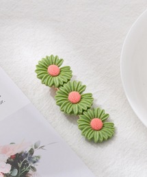 お花モチーフヘアクリップ