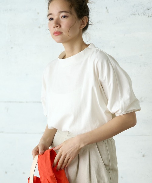 PUAL CE CIN（ピュアルセシン）の「【WEB限定】袖ゴムモックネックプルオーバー（Tシャツ/カットソー・レディース・ブラック/グレイッシュベージュ/ホワイト・FREE）」の6枚目の写真