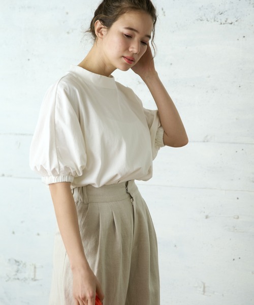 PUAL CE CIN（ピュアルセシン）の「【WEB限定】袖ゴムモックネックプルオーバー（Tシャツ/カットソー・レディース・ブラック/グレイッシュベージュ/ホワイト・FREE）」の9枚目の写真