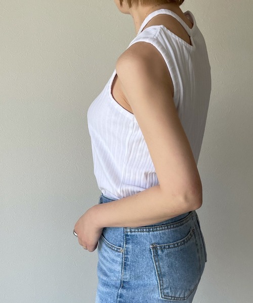 y/m by misato(イムバイミサト)の「デザインリブトップス(タンクトップ・レディース・オフホワイト/ブラック/ベージュ・FREE)」の13枚目の写真