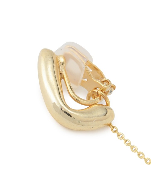 ADAM ET ROPE'(アダムエロペ)の「【ucalypt】【WEB限定】Deformation earrings(両耳)(イヤリング・レディース・シルバー/ゴールド・FREE)」の6枚目の写真