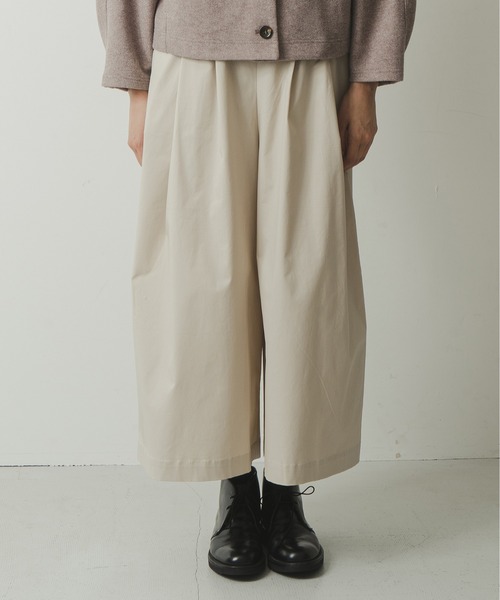 Kelen（ケレン）の「「KELEN / ケレン」フロントタックハイライズチノ“Azule”（その他パンツ・レディース・ライトベージュ/ブラック/グレイッシュベージュ/グレー・S/M）」の18枚目の写真