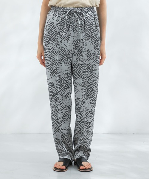 KBF(ケイビーエフ)の「ジャガードイージーパンツ(その他パンツ・レディース・オフホワイト/グレー系その他/ブラック・ONE)」の21枚目の写真