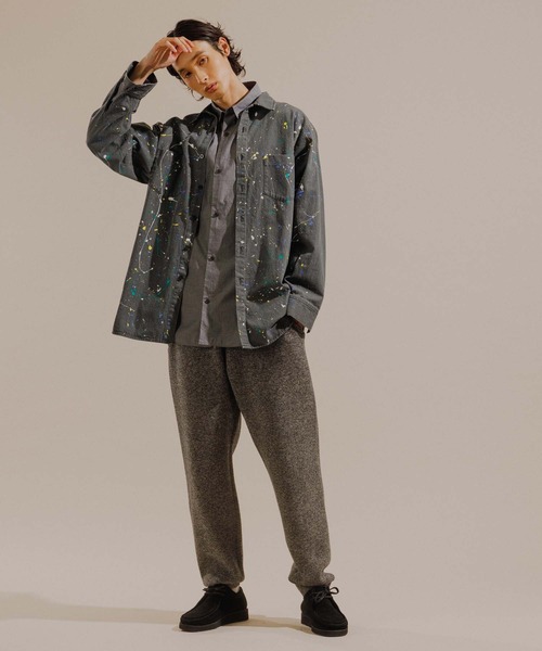 UNIVERSAL OVERALL(ユニバーサルオーバーオール)の「【UNIVERSAL OVERALL 別注】DENIM BIG SHIRT/UNISEX(シャツ/ブラウス・メンズ・ブラック/ネイビー・M/L/XL)」の5枚目の写真