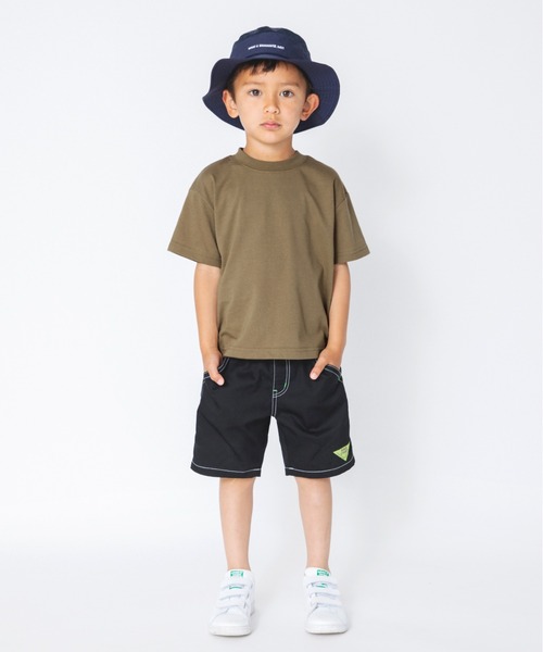 RADCHAP(ラッドチャップ)の「【RADCHAPプチプラ】ステンシルロゴ&ペイントTシャツ(Tシャツ/カットソー・キッズ・キャメル/オフホワイト・110cm/90cm/130cm/140cm/150cm/100cm/120cm)」の5枚目の写真