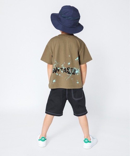 RADCHAP(ラッドチャップ)の「【RADCHAPプチプラ】ステンシルロゴ&ペイントTシャツ(Tシャツ/カットソー・キッズ・キャメル/オフホワイト・110cm/90cm/130cm/140cm/150cm/100cm/120cm)」の6枚目の写真