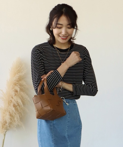 BLUEEAST（ブルーイースト）の「長袖リブボーダートップス（Tシャツ/カットソー・レディース・ホワイト/ブラック/ブラウン/ベージュ/カーキ・MEDIUM）」の3枚目の写真