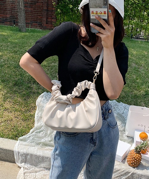 HALEY PESCA（ヘーリーペスカ）の「HALEY PESCA/サークルプリーツハンドバッグ（ハンドバッグ・レディース・ホワイト/ブラック/パープル/オレンジ・FREE）」の7枚目の写真