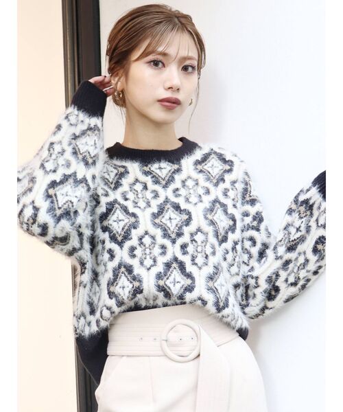 MURUA（ムルーア）の「タイルパターンニット（ニット/セーター・レディース・ベージュ/ブラック/パープル・FREE）」の11枚目の写真