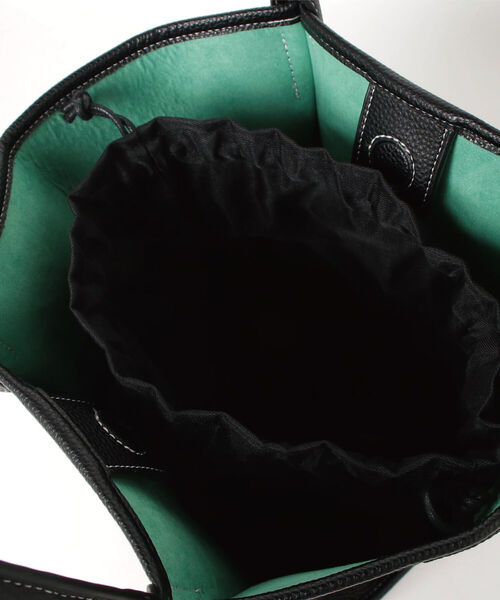 fredy repit（フレディレピ）の「フェイクレザーカラーライニングトートバッグ（トートバッグ・レディース・ブラック/キャメル・FREE）」の11枚目の写真