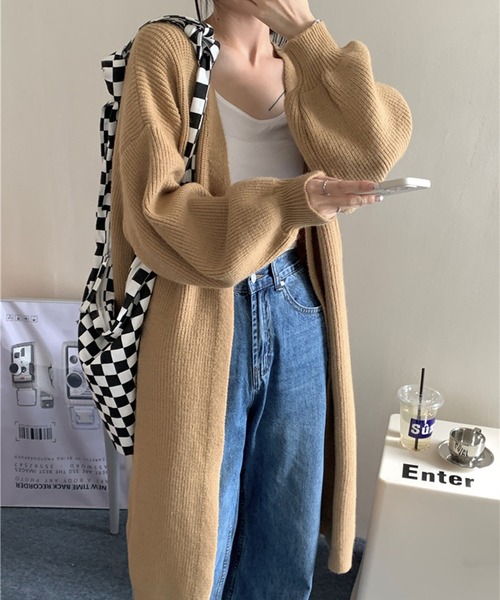 me+em select(ミームセレクト)の「【 6色展開 】ボリュームスリーブカラーロングニットカーデ(カーディガン/ボレロ・レディース・ブラック/ベージュ/グレー/レッド/ブルー/アイボリー・FREE)」の5枚目の写真