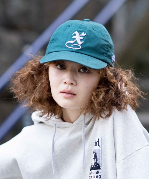 X-girl(エックスガール)の「BASEBALL CAP(キャップ・レディース・ブラック/ネイビー/グリーン・ONE SIZE)」の4枚目の写真