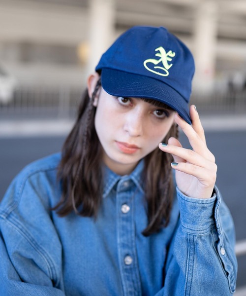 X-girl(エックスガール)の「BASEBALL CAP(キャップ・レディース・ブラック/ネイビー/グリーン・ONE SIZE)」の15枚目の写真