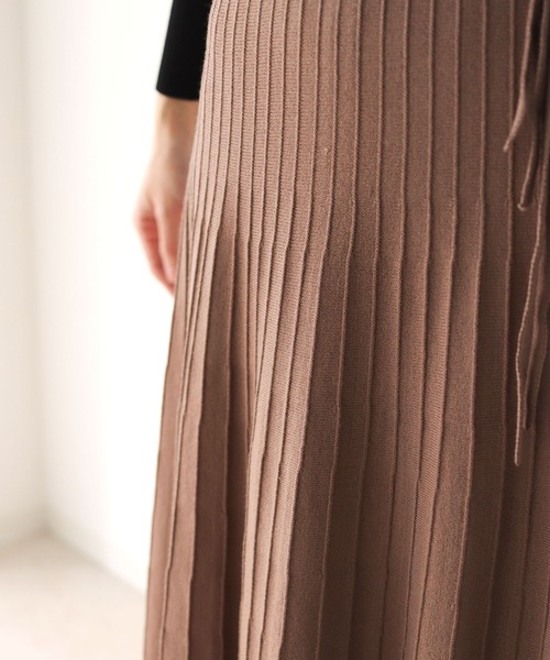 HER CLOSET(ハークローゼット)の「【TWENTY THREE】ウエストリボン裾レースプリーツデザインニットスカート(スカート・レディース・アイボリー/ブラック/モカ/ミント・FREE)」の21枚目の写真