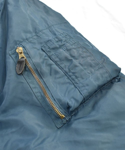 VINTAGE（ヴィンテージ）の「【ヴィンテージ古着】FOX OUTDOOR PRODUCTS MA-1 ミリタリージャケット（MA-1・メンズ・ネイビー・LARGE）」の7枚目の写真