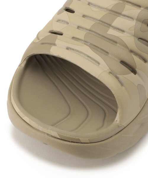 HOKA（ホカ）の「HOKA ONE ONE / ホカ オネオネ　ORA RECOVERY SLIDE オラリカバリースライド　サンダル（サンダル・メンズ・ブラック/タン・8/10/9）」の22枚目の写真