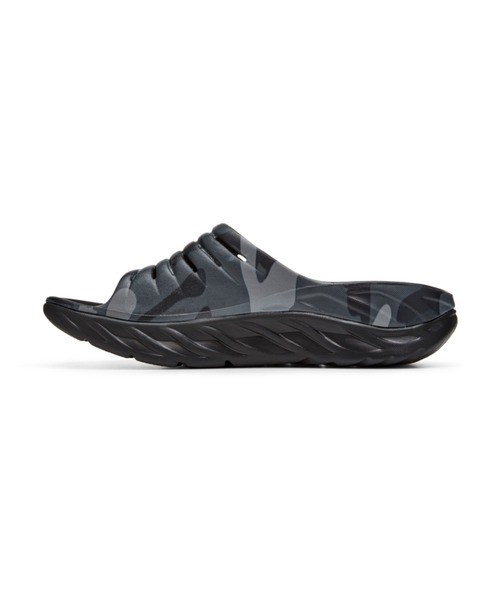 HOKA（ホカ）の「HOKA ONE ONE / ホカ オネオネ　ORA RECOVERY SLIDE オラリカバリースライド　サンダル（サンダル・メンズ・ブラック/タン・8/10/9）」の5枚目の写真