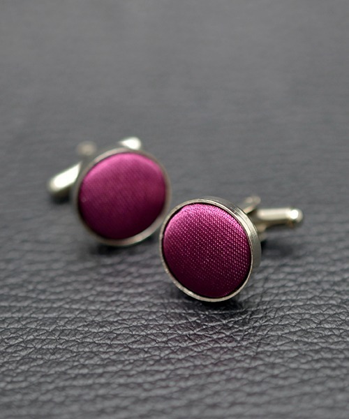 Fun & Daily（ファンアンドデイリー）の「F&D : ベーシックメタルカフリンクス（カフリンクス・メンズ・ホワイト/ブラック/グリーン/ロイヤルブルー/レッド/オレンジ/ネイビー/パープル/チャコールグレー/ブラウン/ピンク/サックスブルー・FREE）」の9枚目の写真