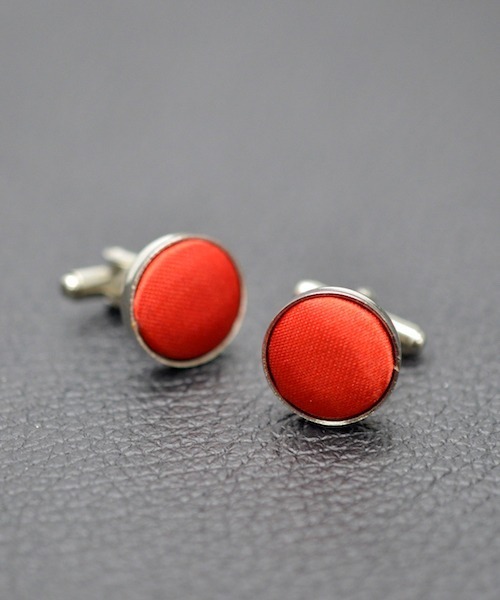 Fun & Daily（ファンアンドデイリー）の「F&D : ベーシックメタルカフリンクス（カフリンクス・メンズ・ホワイト/ブラック/グリーン/ロイヤルブルー/レッド/オレンジ/ネイビー/パープル/チャコールグレー/ブラウン/ピンク/サックスブルー・FREE）」の11枚目の写真