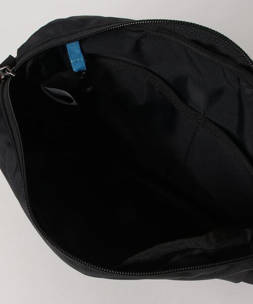 karrimor（カリマー）の「VT hip bag R（ショルダーバッグ・メンズ・ライトブルー/ブラック/ライトオリーブ/マルチ/ベージュ系・ONESIZE）」の10枚目の写真