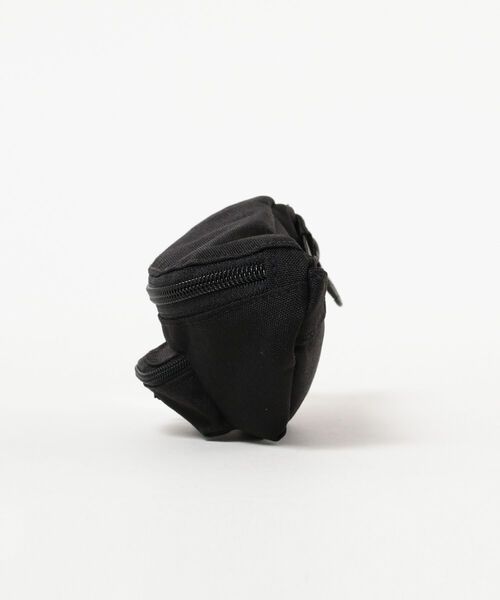 BEAMS BOY(ビームスボーイ)の「JANSPORT / Mini Waistpack Black Pouch(ボディバッグ/ウエストポーチ・レディース・ブラック・ONE SIZE)」の2枚目の写真