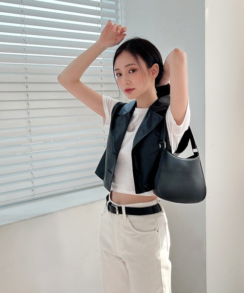 by muni:r（バイ ムニール）の「トレンディーコーティングベスト（テーラードジャケット・レディース・ブラック・FREE）」の11枚目の写真