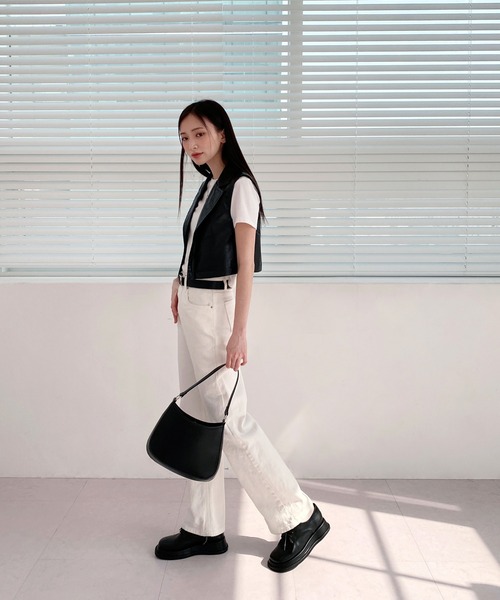 by muni:r（バイ ムニール）の「トレンディーコーティングベスト（テーラードジャケット・レディース・ブラック・FREE）」の21枚目の写真