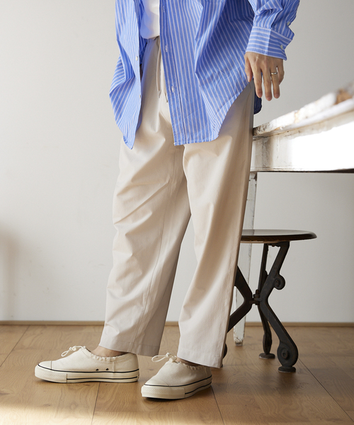 JOURNAL STANDARD relume(ジャーナルスタンダード レリューム)の「COOLMAX PE/TRO 4WAY 1TUCK ワイドイージーパンツ(その他パンツ・メンズ・カーキ/アイボリー/ベージュ/ブラック・LARGE/MEDIUM)」の12枚目の写真
