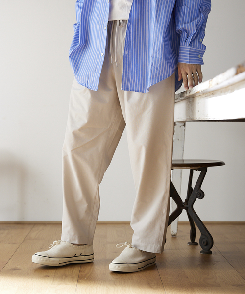 JOURNAL STANDARD relume(ジャーナルスタンダード レリューム)の「COOLMAX PE/TRO 4WAY 1TUCK ワイドイージーパンツ(その他パンツ・メンズ・カーキ/アイボリー/ベージュ/ブラック・LARGE/MEDIUM)」の13枚目の写真