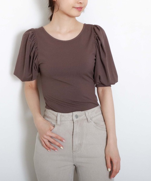 archives（アルシーヴ）の「２ｗａｙスリットギャザーＴＯＰＳ（Tシャツ/カットソー・レディース・ブラック/グレー/オフホワイト/ブラウン・MEDIUM）」の16枚目の写真