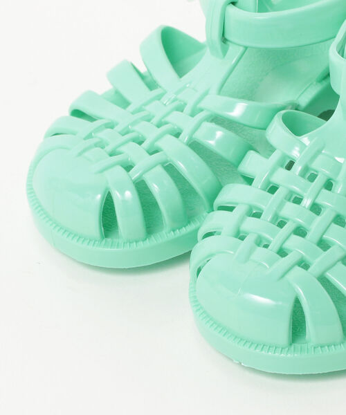 B:MING by BEAMS（ビーミングバイビームス）の「meduse / PVC サンダル（13cm～17cm）（サンダル・キッズ・レッド系その他7/ピンク/ケリー/ロイヤルブルー/オレンジ系その他4/オリーブ・22(13.7㎝)/24(15.0㎝)/26(16.3㎝)/27(17.0㎝)/23(14.4㎝)/25(15.6㎝)）」の17枚目の写真