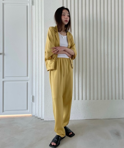 Didot.showroom(ディドット ショールーム)の「【DIDOT.】SET UP サテンテーパードパンツ(その他パンツ・レディース・チャコールグレー/イエロー/アイボリー・FREE)」の19枚目の写真