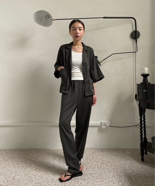 Didot.showroom(ディドット ショールーム)の「【DIDOT.】SET UP サテンテーパードパンツ(その他パンツ・レディース・チャコールグレー/イエロー/アイボリー・FREE)」の11枚目の写真