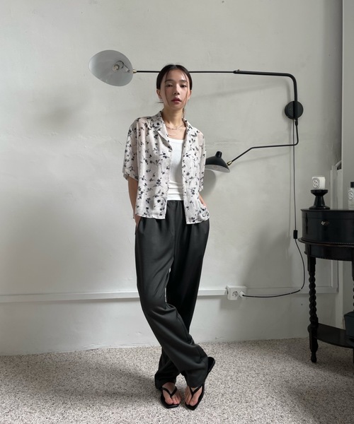 Didot.showroom(ディドット ショールーム)の「【DIDOT.】SET UP サテンテーパードパンツ(その他パンツ・レディース・チャコールグレー/イエロー/アイボリー・FREE)」の15枚目の写真