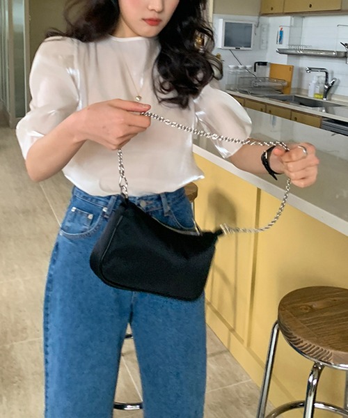 Leja（レジャ）の「【LEJA】後ろリボン光沢Tシャツ（Tシャツ/カットソー・レディース・アイボリー・FREE）」の5枚目の写真