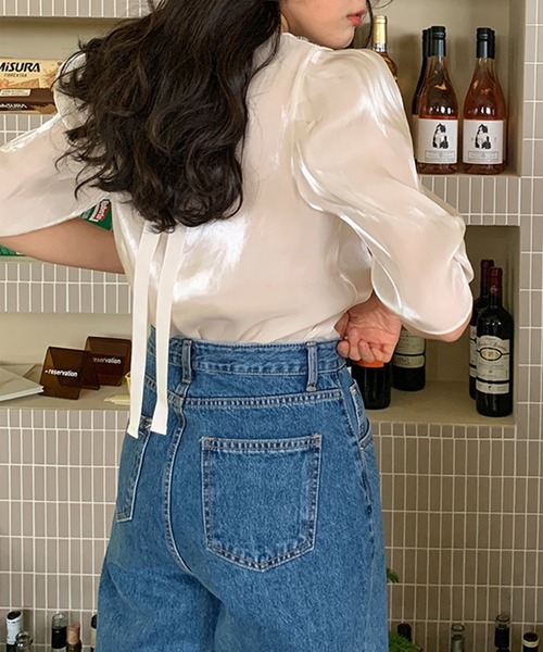 Leja（レジャ）の「【LEJA】後ろリボン光沢Tシャツ（Tシャツ/カットソー・レディース・アイボリー・FREE）」の7枚目の写真