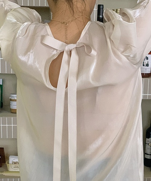 Leja（レジャ）の「【LEJA】後ろリボン光沢Tシャツ（Tシャツ/カットソー・レディース・アイボリー・FREE）」の20枚目の写真