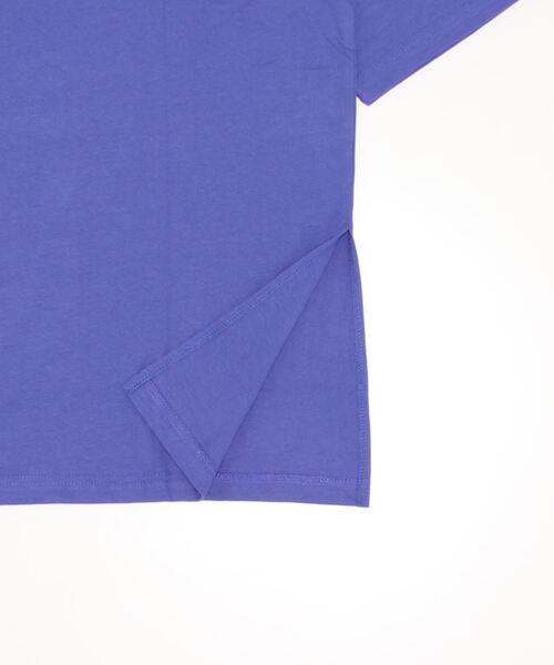 JUGLANS(ユグランス)の「☆ カジュアルな着こなし。英字ロゴプリントTee T2412(Tシャツ/カットソー・レディース・ホワイト/パープル/スミクロ・FREE)」の5枚目の写真