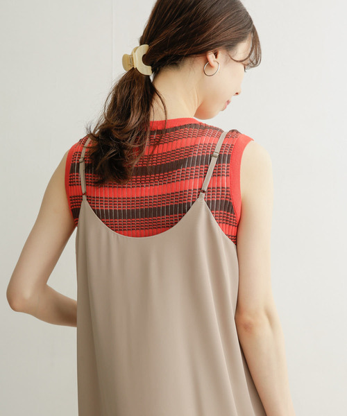 URBAN RESEARCH DOORS（アーバンリサーチドアーズ）の「フレアキャミワンピース（ワンピース・レディース・ブラック/ベージュ/カーキ・MEDIUM）」の8枚目の写真