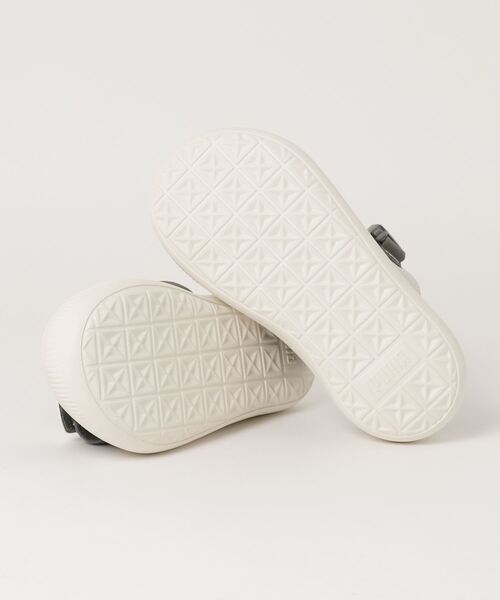 PUMA（プーマ）の「PUMA プーマ ウィメンズ スウェード マユ サンダル（サンダル・レディース・ベージュ/ライトグレー・23.0cm/24.0cm/25.0cm/26.0cm/22.0cm）」の15枚目の写真