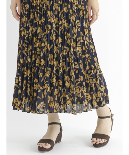 Te chichi（テチチ）の「ジョーゼット変形プリーツスカート（スカート・レディース・ネイビー/ブラウン/チャコール・ﾌﾘ-）」の9枚目の写真