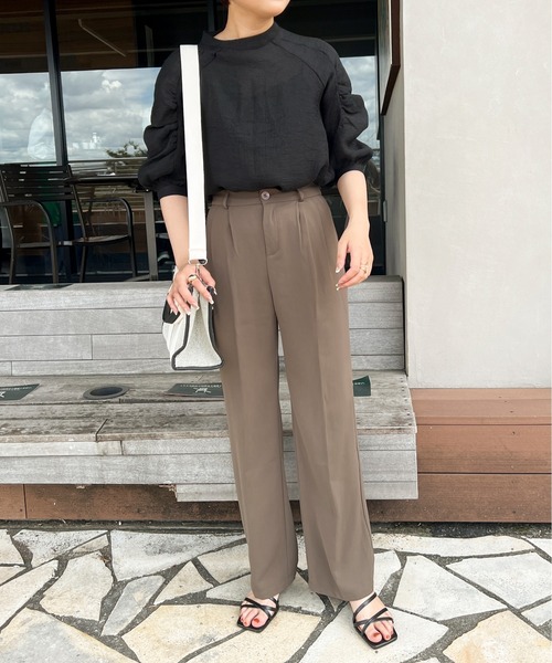 Ambre Ciel（アンブルシエル）の「ギャザーボリュームシアーブラウス／【WEB/EC限定商品】（シャツ/ブラウス・レディース・ブラック/アイボリー/モカ・FREE）」の8枚目の写真