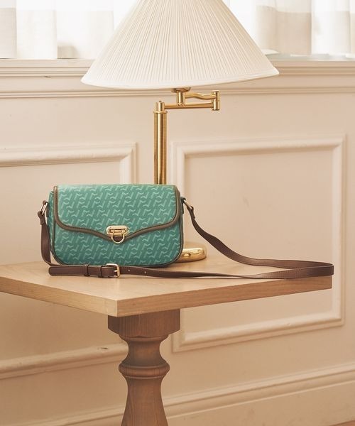 mysty woman（ミスティウーマン）の「モノグラムヴィンテージバッグ 126279（ショルダーバッグ・レディース・ブラウン/グリーン/アイボリー・FREE）」の3枚目の写真